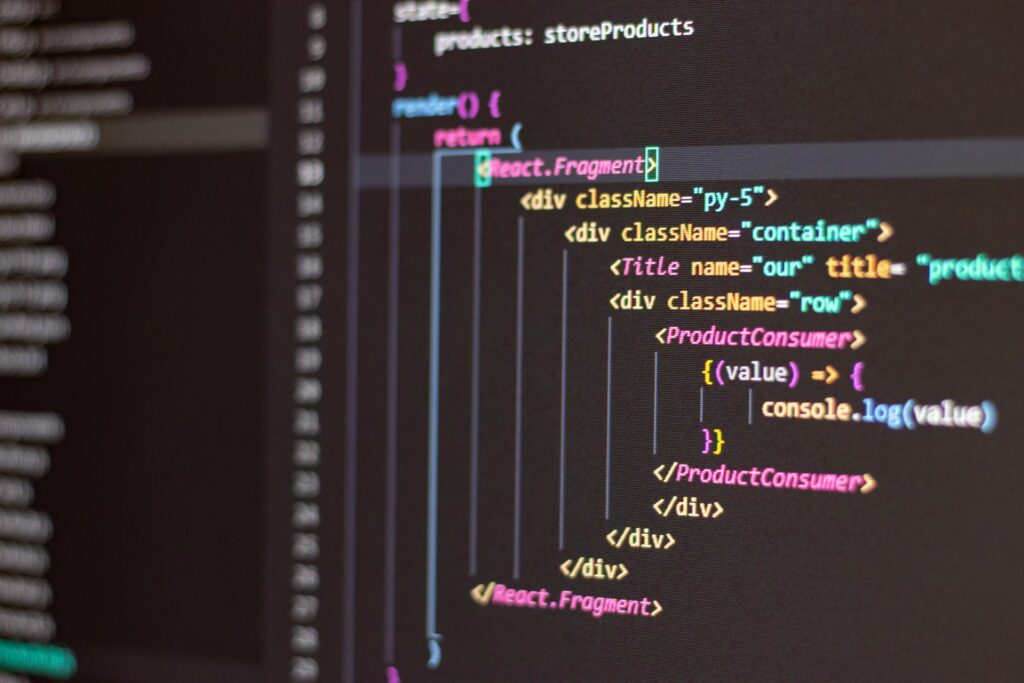 Tener nociones básicas sobre código HTML te ayudará a desarrollar tu trabajo del día a día como consultor SEO